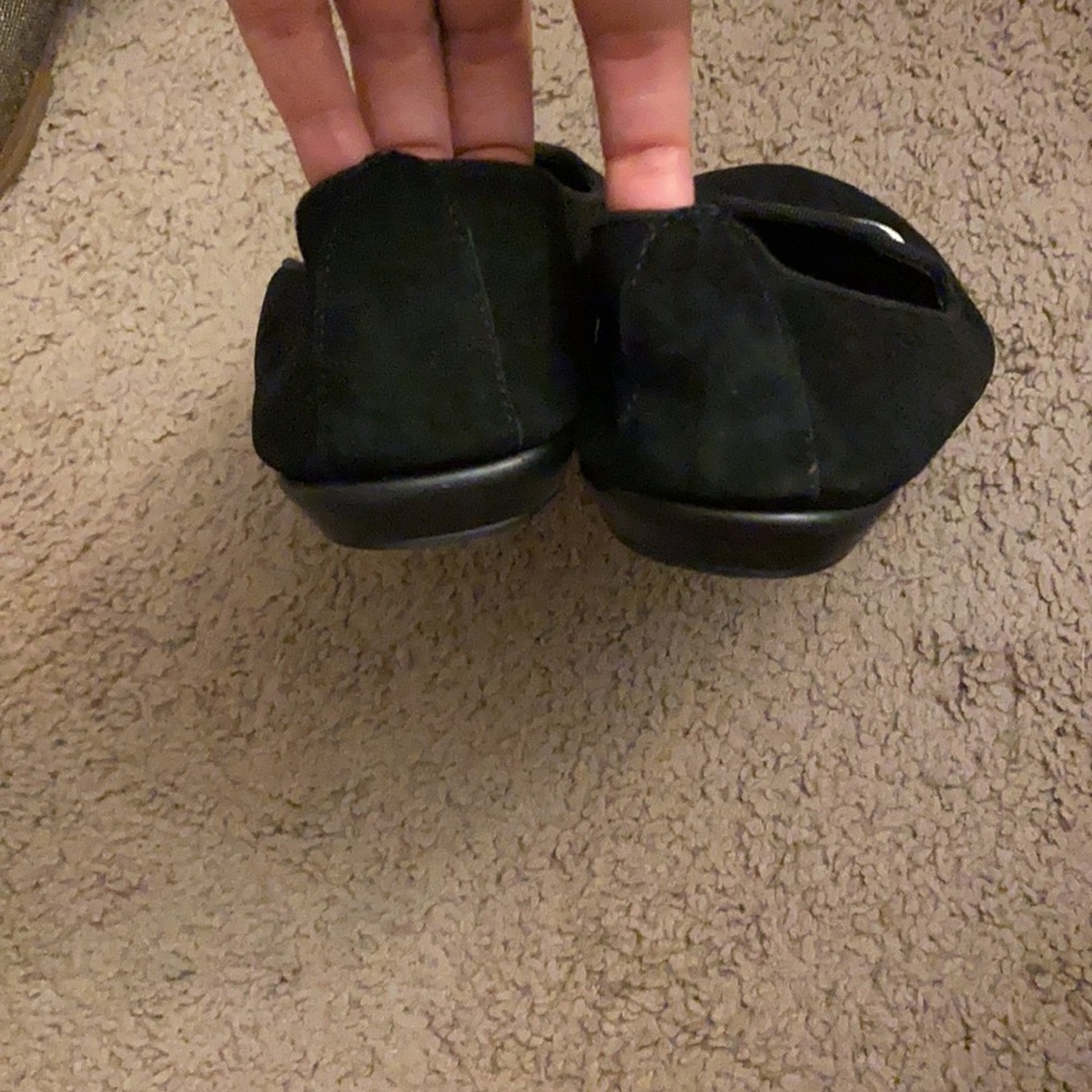 Shoes - Picture 3 of 3